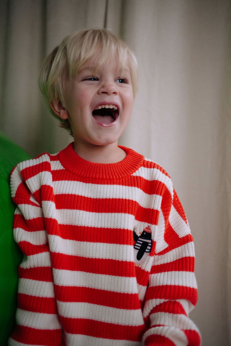 PINGUIN KNITTED SWEATER