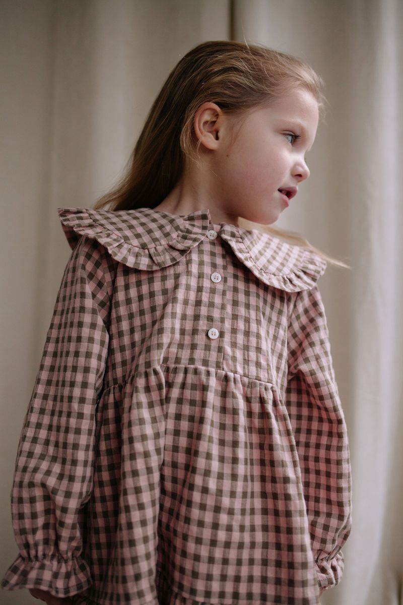 SNUGGLEPUFF HEART DRESS ROSE