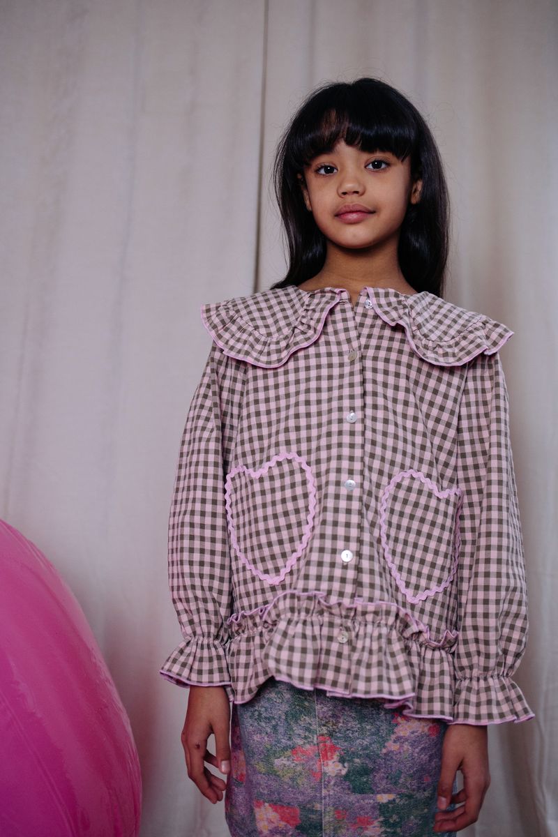 SNUGGLEPUF HEART TOP ROSEWOOD