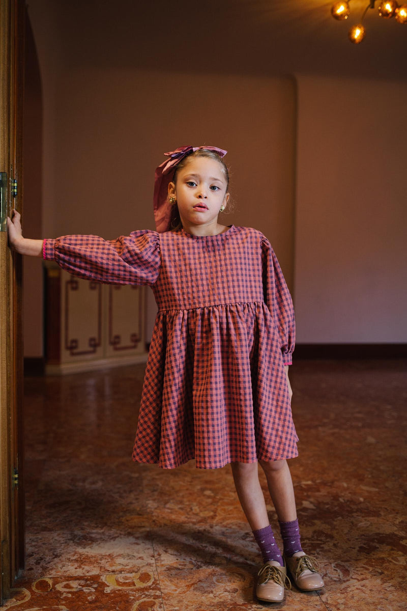 SNUGGLEPUFF HEART DRESS WINKER PINK