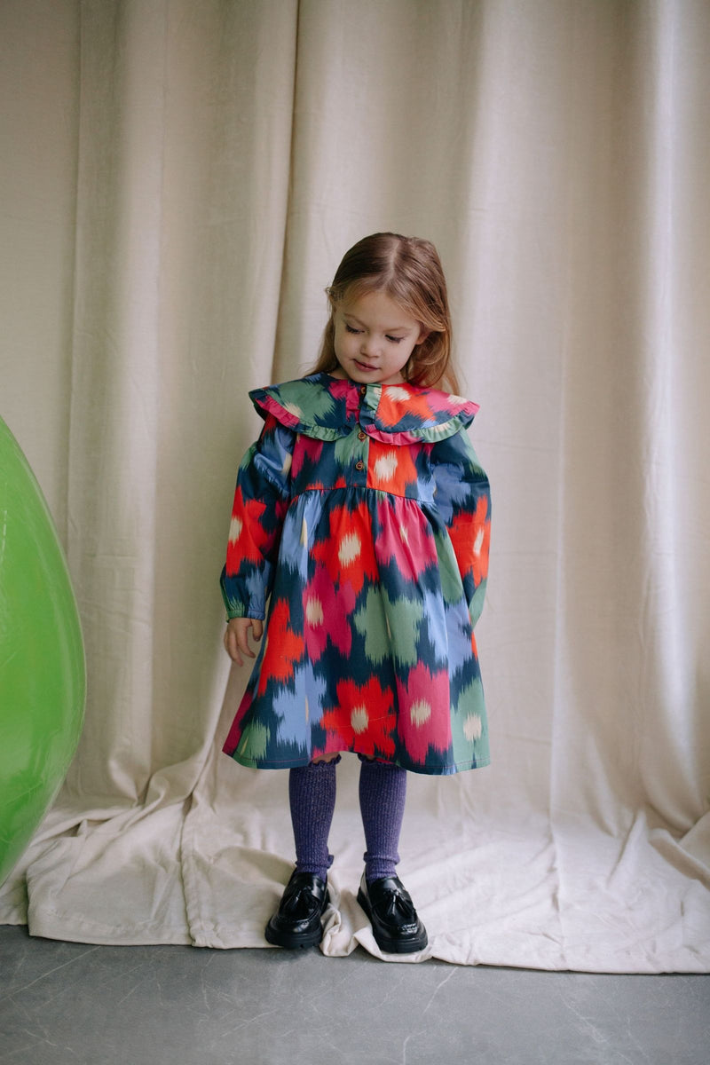 DAZZLING FLOWER DRESS WHISPER BLOOM